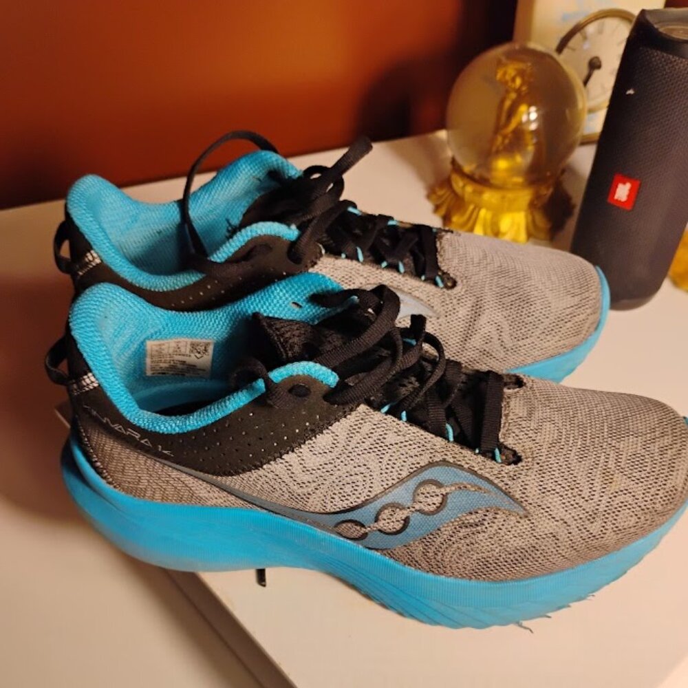 Saucony Kinvara 14 Running Shoes – Women’s Size 8 – Gray & Blue Trainers